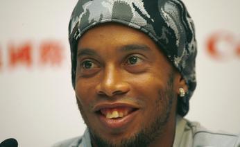 Ronaldinho non va al Milan